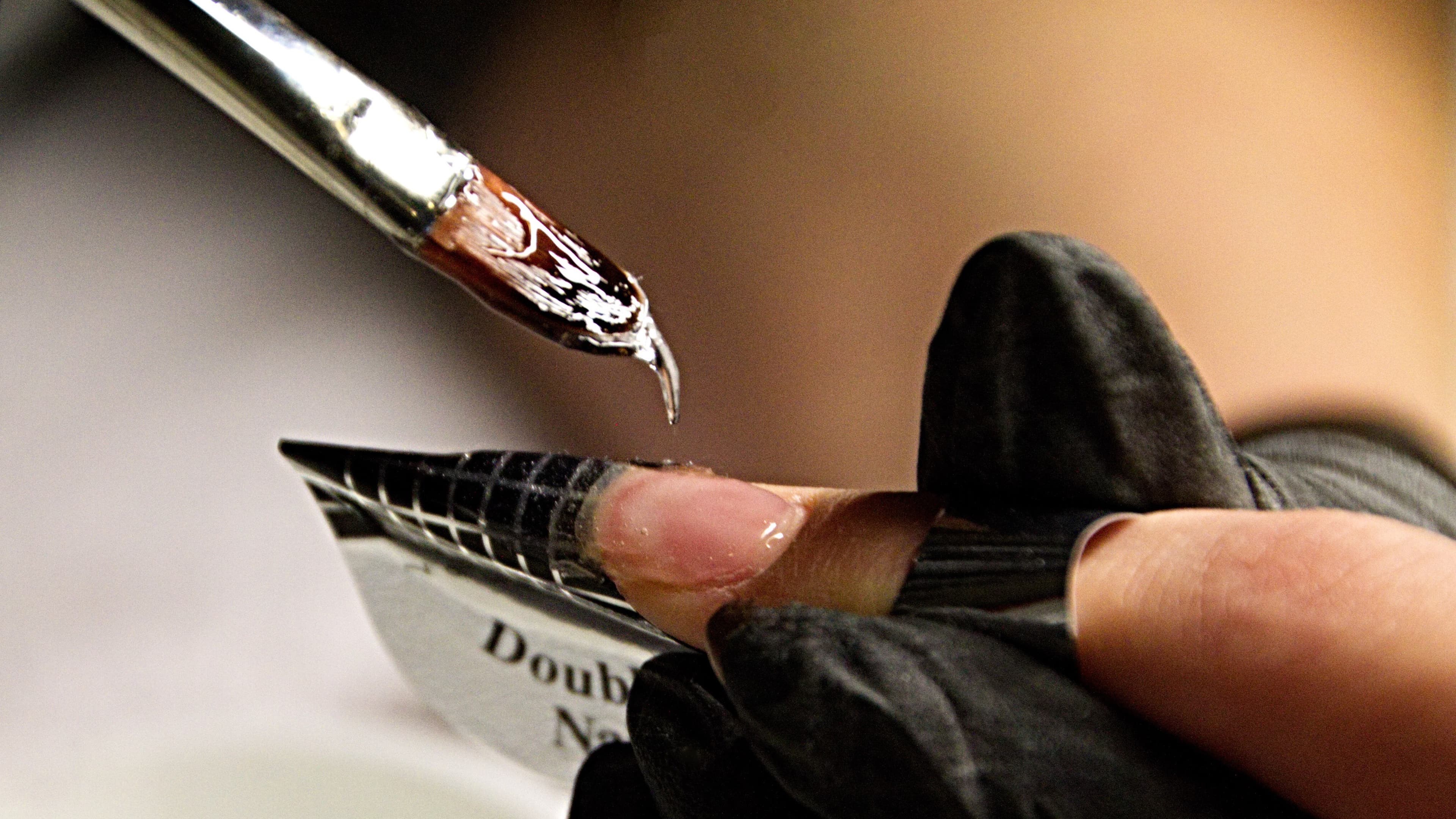 8. Acrylic Nail Course - Level 2