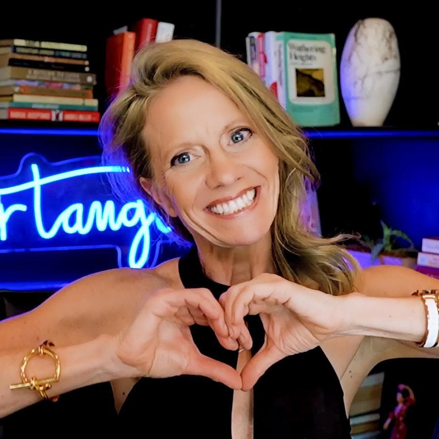 Andrea Miller picture